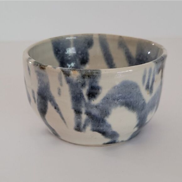 Round Blue Handthrown Pottery Ceramic Bowl - Picture 2 of 6